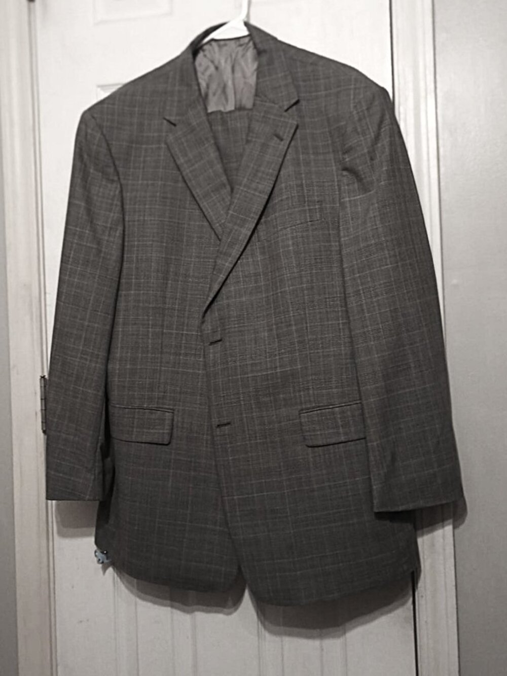 Society Brand Men Light Gray 2 Piece Suit  44R - Picture 4 of 16